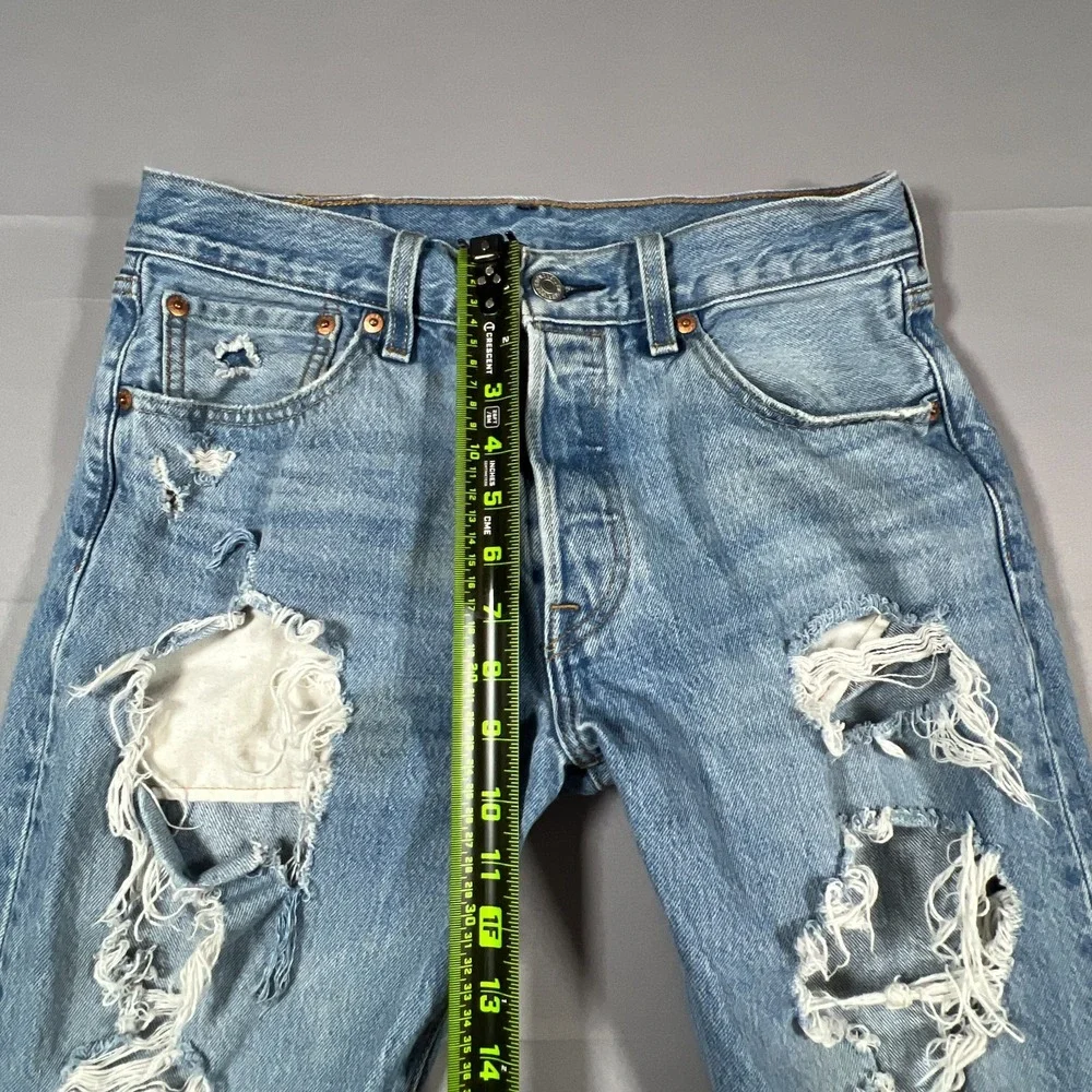 Levi's 501 Jeans Men 30x32 Blue Denim Cotton Medium Wash Distressed Straight Leg